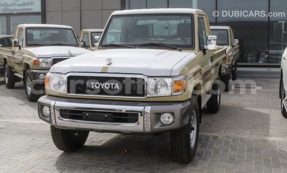 اشتري Imported Toyota Land Cruiser Beige سيارة في Import - Dubai في Maseru اشتري Imported Toyota Land Cruiser Beige سيارة في Import - Dubai في Maseru