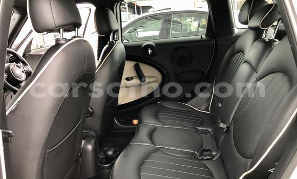 Sayi Na hannu Mini Countryman White Mota in Maseru a Maseru Sayi Na hannu Mini Countryman White Mota in Maseru a Maseru