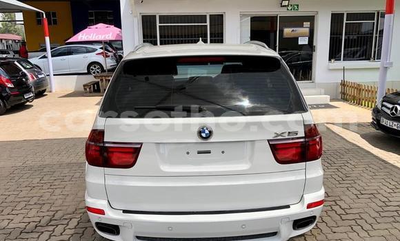 Sayi Na hannu BMW X5 White Mota in Maseru a Maseru Sayi Na hannu BMW X5 White Mota in Maseru a Maseru