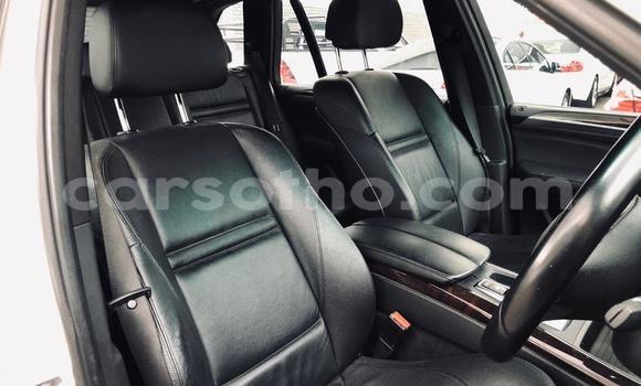Sayi Na hannu BMW X5 White Mota in Maseru a Maseru Sayi Na hannu BMW X5 White Mota in Maseru a Maseru