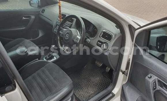 اشتري مستعمل Volkswagen Polo GTI White سيارة في Maseru في Maseru اشتري مستعمل Volkswagen Polo GTI White سيارة في Maseru في Maseru