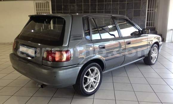 اشتري مستعمل Toyota WiLL Silver سيارة في Maseru في Maseru اشتري مستعمل Toyota WiLL Silver سيارة في Maseru في Maseru