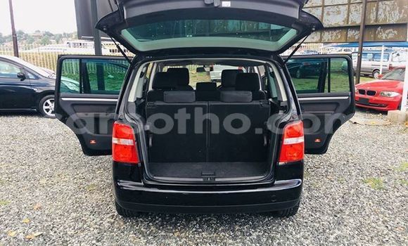 Buy Used Volkswagen Touran Black Car in Maseru in Maseru Buy Used Volkswagen Touran Black Car in Maseru in Maseru