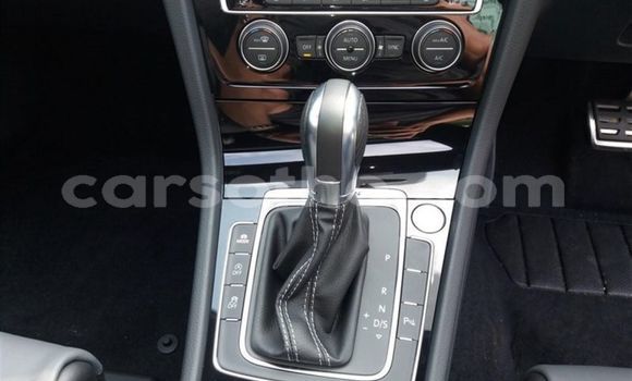 Buy Used Volkswagen Golf R Blue Car in Hlotse in Leribe Buy Used Volkswagen Golf R Blue Car in Hlotse in Leribe