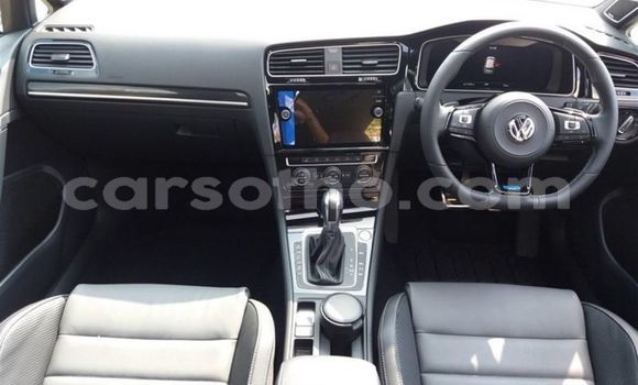 Buy Used Volkswagen Golf R Blue Car in Hlotse in Leribe Buy Used Volkswagen Golf R Blue Car in Hlotse in Leribe