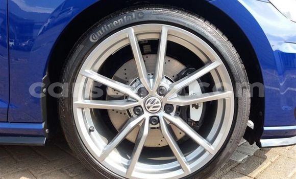 Buy Used Volkswagen Golf R Blue Car in Hlotse in Leribe Buy Used Volkswagen Golf R Blue Car in Hlotse in Leribe