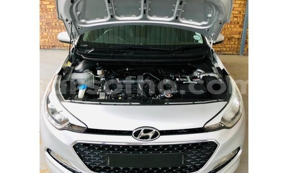 Sayi Na hannu Hyundai i20 Silver Mota in Hlotse a Leribe Sayi Na hannu Hyundai i20 Silver Mota in Hlotse a Leribe