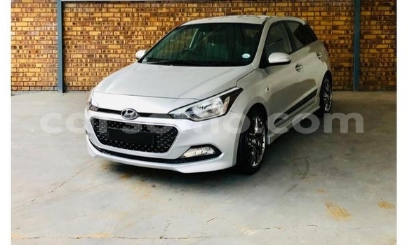 Sayi Na hannu Hyundai i20 Silver Mota in Hlotse a Leribe Sayi Na hannu Hyundai i20 Silver Mota in Hlotse a Leribe