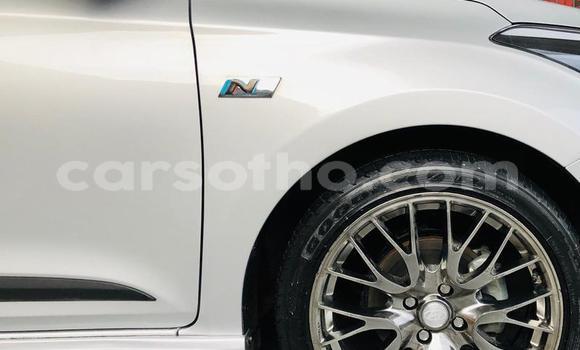 Sayi Na hannu Hyundai i20 Silver Mota in Hlotse a Leribe Sayi Na hannu Hyundai i20 Silver Mota in Hlotse a Leribe