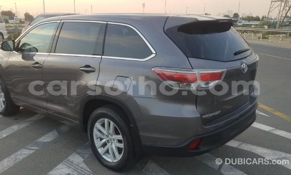 Buy Import Toyota Highlander Other Car in Import - Dubai in Maseru Buy Import Toyota Highlander Other Car in Import - Dubai in Maseru