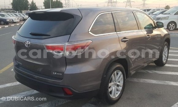 Buy Import Toyota Highlander Other Car in Import - Dubai in Maseru Buy Import Toyota Highlander Other Car in Import - Dubai in Maseru