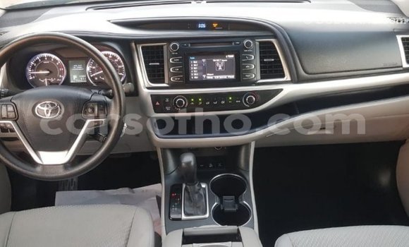 Buy Import Toyota Highlander Other Car in Import - Dubai in Maseru Buy Import Toyota Highlander Other Car in Import - Dubai in Maseru