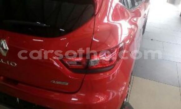 Sayi Na hannu Renault Clio Red Mota in Maseru a Maseru Sayi Na hannu Renault Clio Red Mota in Maseru a Maseru