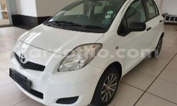 اشتري مستعمل Toyota Yaris White سيارة في Maseru في Maseru اشتري مستعمل Toyota Yaris White سيارة في Maseru في Maseru