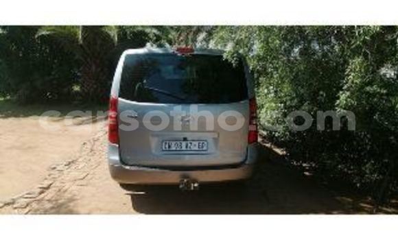Acheter Occasion Voiture Hyundai H1 Gris à Maseru, Maseru Acheter Occasion Voiture Hyundai H1 Gris à Maseru, Maseru