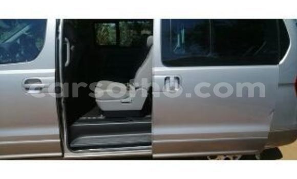 Acheter Occasion Voiture Hyundai H1 Gris à Maseru, Maseru Acheter Occasion Voiture Hyundai H1 Gris à Maseru, Maseru