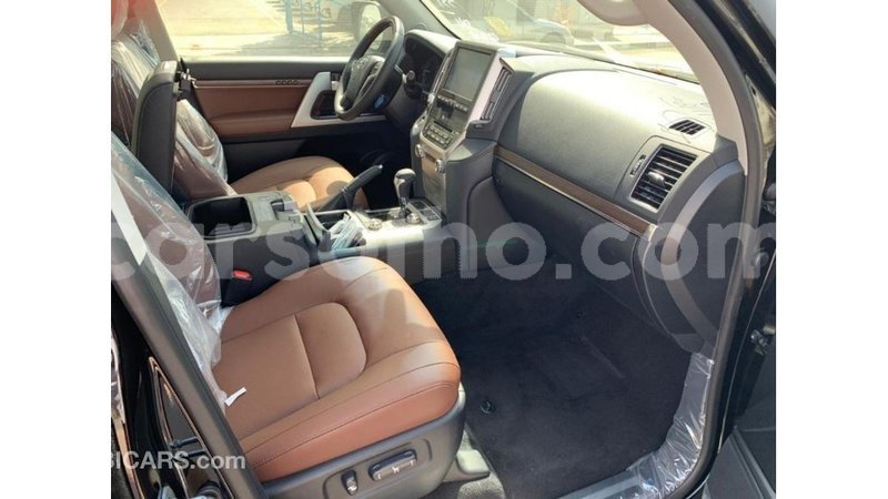 Big with watermark toyota land cruiser maseru import dubai 17030