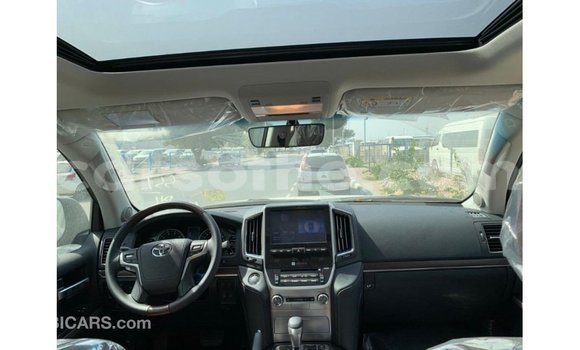 اشتري Imported Toyota Land Cruiser Black سيارة في Import - Dubai في Maseru اشتري Imported Toyota Land Cruiser Black سيارة في Import - Dubai في Maseru