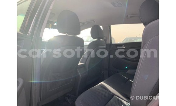 Sayi Imported Hyundai Tucson Black Mota in Import - Dubai a Maseru Sayi Imported Hyundai Tucson Black Mota in Import - Dubai a Maseru