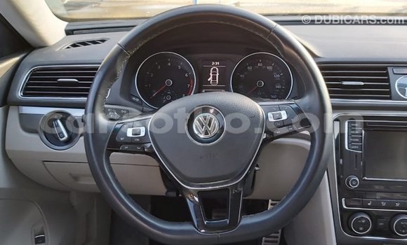 Sayi Imported Volkswagen Passat Blue Mota in Import - Dubai a Maseru Sayi Imported Volkswagen Passat Blue Mota in Import - Dubai a Maseru