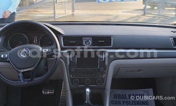Sayi Imported Volkswagen Passat Blue Mota in Import - Dubai a Maseru Sayi Imported Volkswagen Passat Blue Mota in Import - Dubai a Maseru