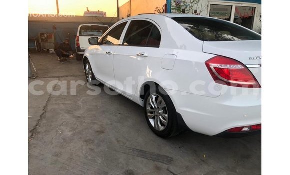 Sayi Imported Geely Emgrand 7 White Mota in Import - Dubai a Maseru Sayi Imported Geely Emgrand 7 White Mota in Import - Dubai a Maseru