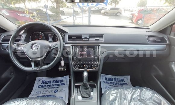 Sayi Imported Volkswagen Passat Red Mota in Import - Dubai a Maseru Sayi Imported Volkswagen Passat Red Mota in Import - Dubai a Maseru