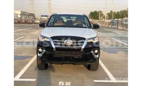 Sayi Imported Toyota Fortuner Black Mota in Import - Dubai a Maseru Sayi Imported Toyota Fortuner Black Mota in Import - Dubai a Maseru