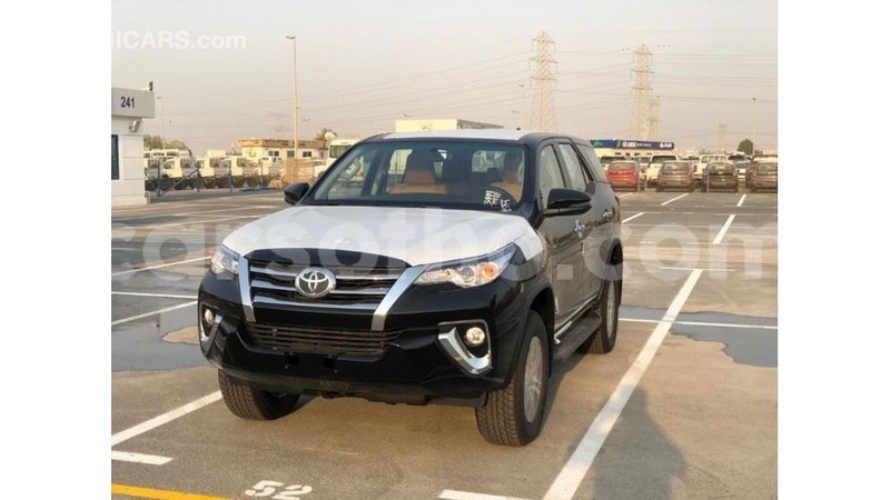 Big with watermark toyota fortuner maseru import dubai 17060