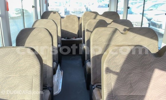 Sayi Imported Toyota Coaster White Mota in Import - Dubai a Maseru Sayi Imported Toyota Coaster White Mota in Import - Dubai a Maseru