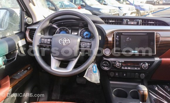Buy Import Toyota Hilux White Car in Import - Dubai in Maseru Buy Import Toyota Hilux White Car in Import - Dubai in Maseru