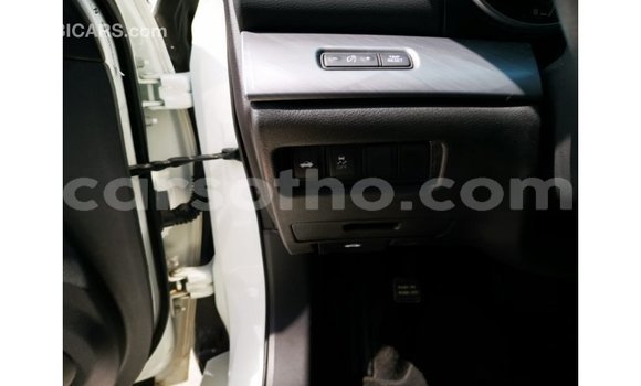 Sayi Imported Nissan Maxima White Mota in Import - Dubai a Maseru Sayi Imported Nissan Maxima White Mota in Import - Dubai a Maseru