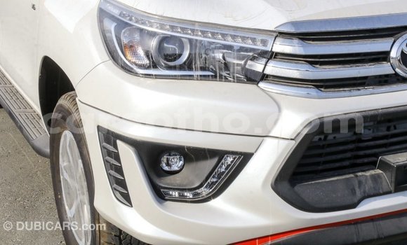 Buy Import Toyota Hilux White Car in Import - Dubai in Maseru Buy Import Toyota Hilux White Car in Import - Dubai in Maseru