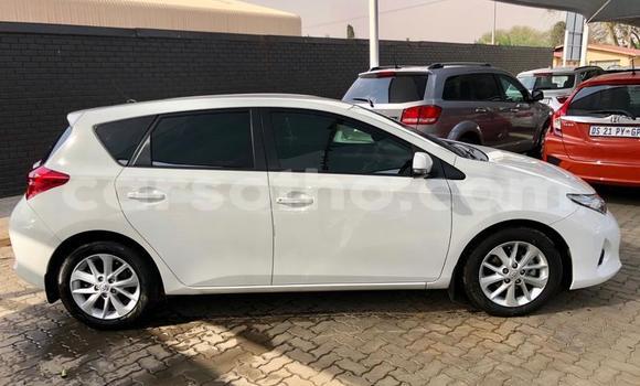 Acheter Occasion Voiture Toyota Auris Blanc à Maseru, Maseru Acheter Occasion Voiture Toyota Auris Blanc à Maseru, Maseru