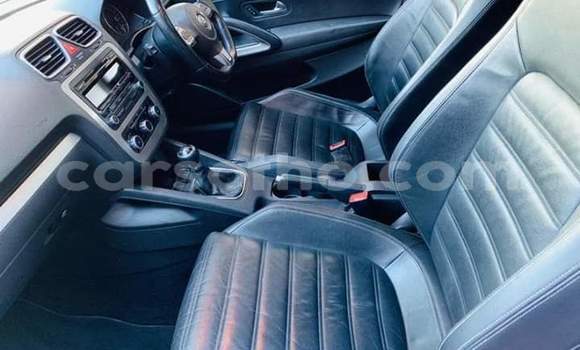 اشتري مستعمل Volkswagen Scirocco Red سيارة في Maseru في Maseru اشتري مستعمل Volkswagen Scirocco Red سيارة في Maseru في Maseru