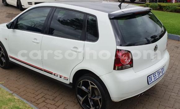 Acheter Occasion Voiture Volkswagen Polo Blanc à Hlotse, Leribe Acheter Occasion Voiture Volkswagen Polo Blanc à Hlotse, Leribe