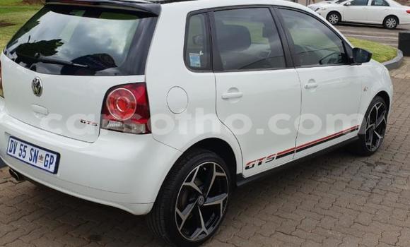 Acheter Occasion Voiture Volkswagen Polo Blanc à Hlotse, Leribe Acheter Occasion Voiture Volkswagen Polo Blanc à Hlotse, Leribe