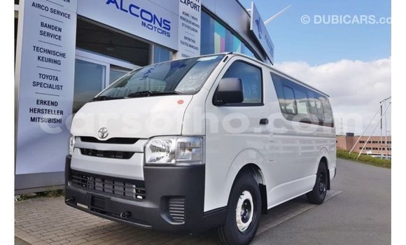 Buy Import Toyota Hiace White Car in Import - Dubai in Maseru Buy Import Toyota Hiace White Car in Import - Dubai in Maseru