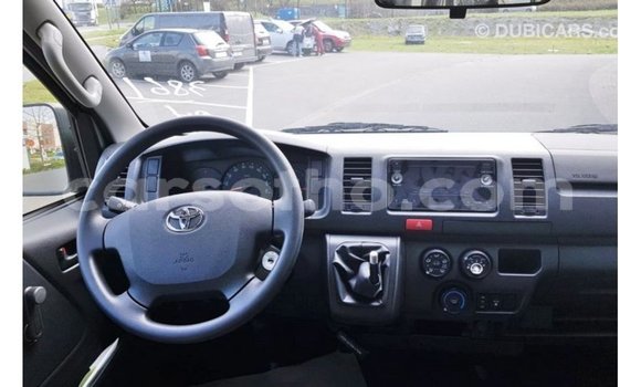 Buy Import Toyota Hiace White Car in Import - Dubai in Maseru Buy Import Toyota Hiace White Car in Import - Dubai in Maseru