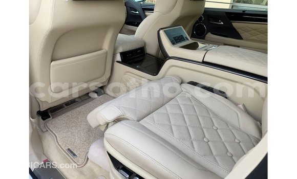اشتري Imported Lexus LX White سيارة في Import - Dubai في Maseru اشتري Imported Lexus LX White سيارة في Import - Dubai في Maseru