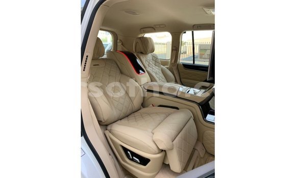 اشتري Imported Lexus LX White سيارة في Import - Dubai في Maseru اشتري Imported Lexus LX White سيارة في Import - Dubai في Maseru