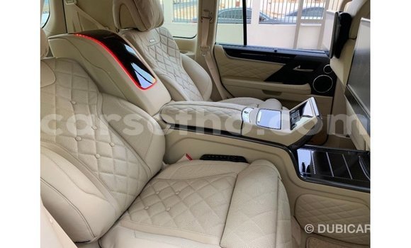 اشتري Imported Lexus LX White سيارة في Import - Dubai في Maseru اشتري Imported Lexus LX White سيارة في Import - Dubai في Maseru