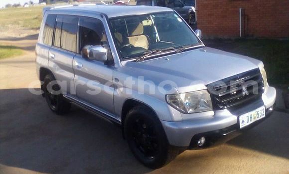 Sayi Na hannu Mitsubishi Pajero iO Silver Mota in Maseru a Maseru