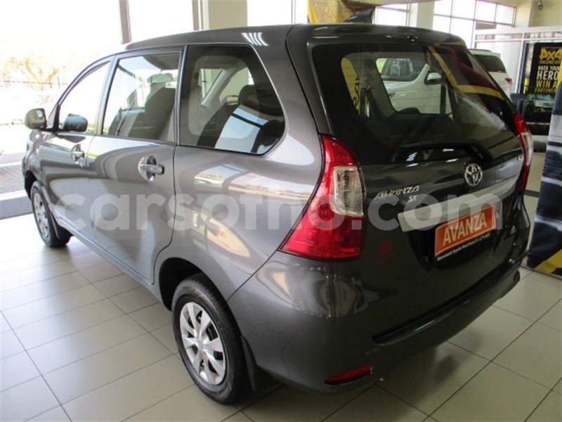 Big with watermark toyota avanza maseru maseru 17108