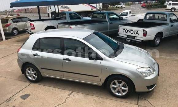 Sayi Na hannu Toyota Runx Silver Mota in Maseru a Maseru Sayi Na hannu Toyota Runx Silver Mota in Maseru a Maseru