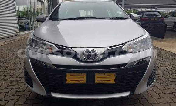 Sayi Na hannu Toyota Yaris Silver Mota in Maseru a Maseru Sayi Na hannu Toyota Yaris Silver Mota in Maseru a Maseru