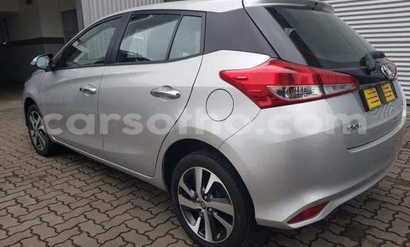 Sayi Na hannu Toyota Yaris Silver Mota in Maseru a Maseru Sayi Na hannu Toyota Yaris Silver Mota in Maseru a Maseru