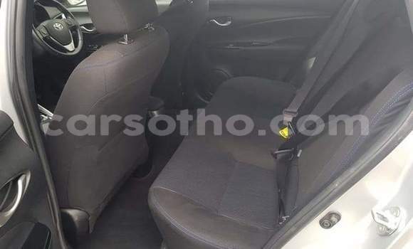 Sayi Na hannu Toyota Yaris Silver Mota in Maseru a Maseru Sayi Na hannu Toyota Yaris Silver Mota in Maseru a Maseru