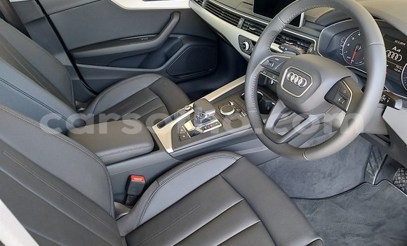 اشتري مستعمل Audi A4 White سيارة في Maseru في Maseru اشتري مستعمل Audi A4 White سيارة في Maseru في Maseru