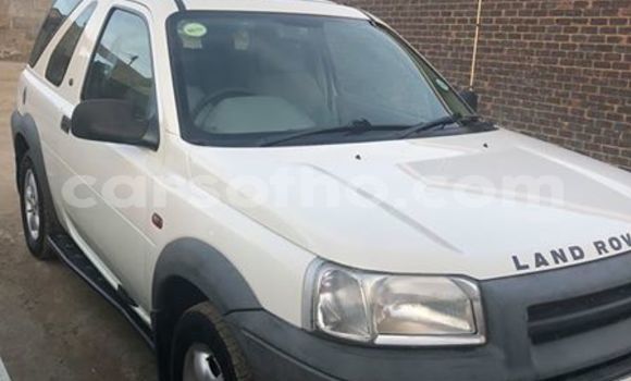 Sayi Na hannu Land Rover Freelander White Mota in Maseru a Maseru